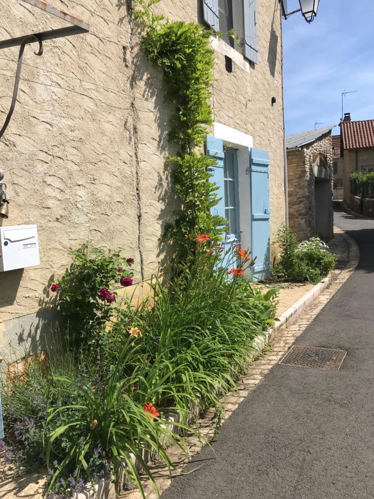 La Grange, 10 Rue Du Lavoir Saint-Martial-d'Albarede Εξωτερικό φωτογραφία